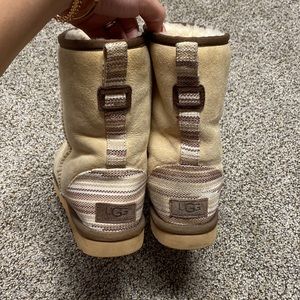 Women’s UGG size 7